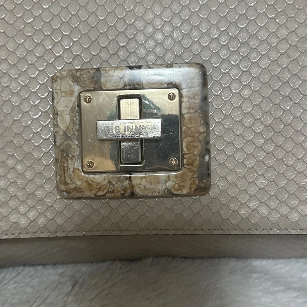 Classic Textured Top-Handle Shoulder Bag in Light Taupe